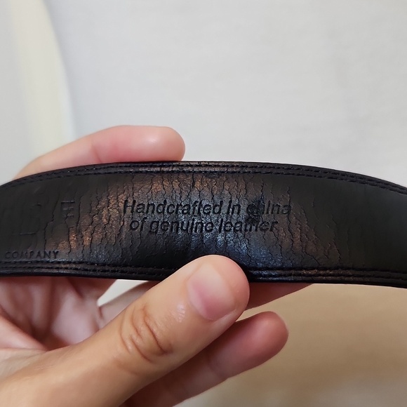 Claiborne Crazy Horse Black Leather Belt